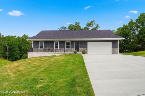 213 Gavin Ln, Linn, MO, 65051-3423 | Card Image