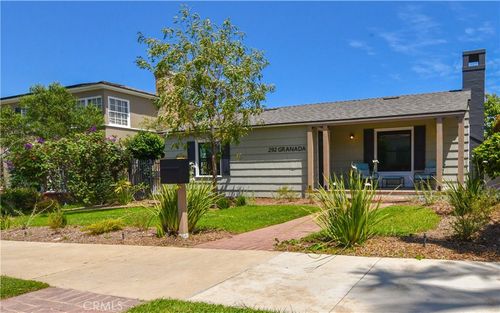 292 Granada Ave, Long Beach, CA, 90803-5520 | Card Image