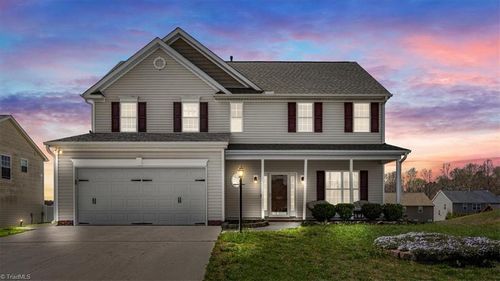 1869 Planters Walk Dr, Thomasville, NC, 27360-9226 | Card Image