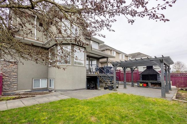15071 76 A Avenue, House other with 8 bedrooms, 4 bathrooms and 6 parking in Surrey BC | Image 27