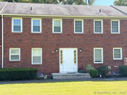 128-128 Old Farms Ln, New Milford, CT, 06776-3738 | Card Image