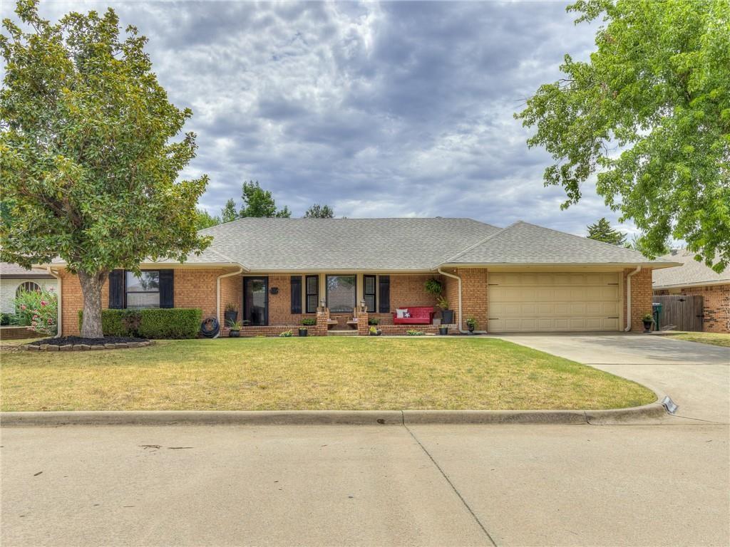 Folkstone Dr, Yukon, OK 73099
