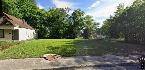 47 W Gage Ave, Memphis, TN, 38109-2302 | Card Image