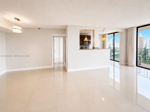 1117-290 174th St, Sunny Isles Beach, FL, 33160-3251 | Card Image