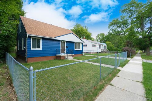 610 W Austin Ave, Flint, MI, 48505-2622 | Card Image