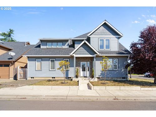 1770 Brandy Way, Springfield, OR, 97477-7605 | Card Image