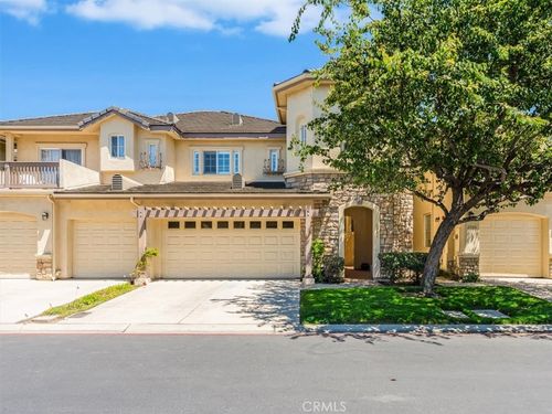 2322 Westbury Way, Santa Maria, CA, 93455-1210 | Card Image