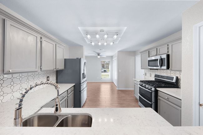 701 Retriever Ln, House other with 3 bedrooms, 3 bathrooms and null parking in Mesquite TX | Image 11