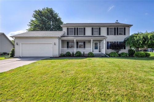9454 Deer Hollow Drive, Mentor, OH, 44060 | Card Image