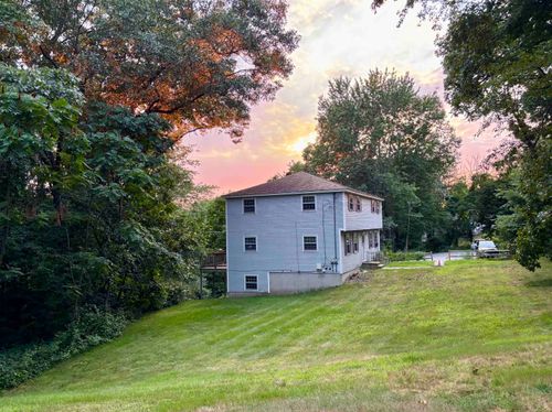 100 Bridge St, Salem, NH, 03079-3204 | Card Image