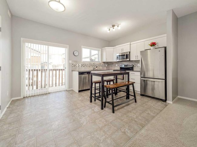 1122 Keystone Rd W, Home with 2 bedrooms, 2 bathrooms and 2 parking in Lethbridge AB | Image 10