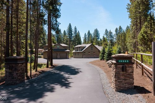 16969 Spring River Rd, Bend, OR, 97707-2085 | Card Image