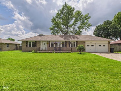 3809 Glenwood Ave, Muncie, IN, 47304-1820 | Card Image