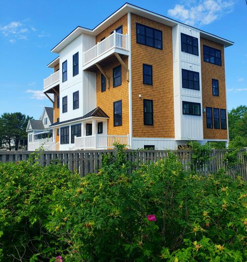 1-188 E Grand Ave, Old Orchard Beach, ME, 04064-3012 | Card Image