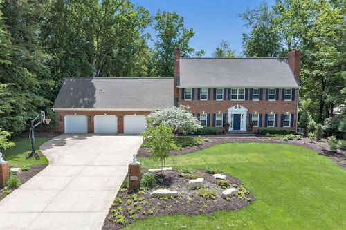 1395 Navajo Trail, Hobart, WI, 54313 | Card Image