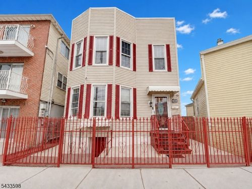 2-921 Paterson Plank Rd, North Bergen, NJ, 07047-1843 | Card Image