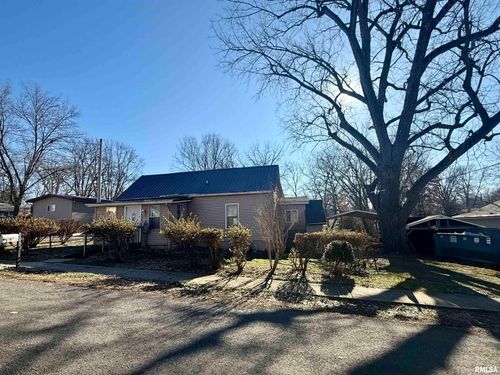 928 E Kinzie St, Riverton, IL, 62561-8173 | Card Image