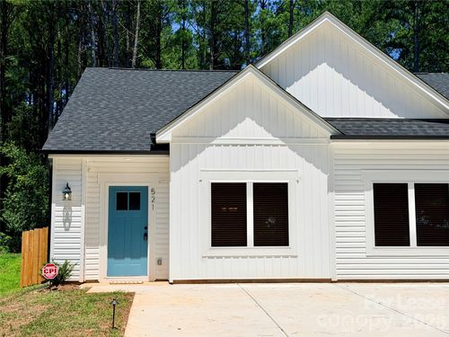 521 N Linwood Ave, Charlotte, NC, 28216-3923 | Card Image