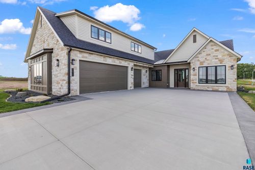 3416 E Bronze Ln, Sioux Falls, SD, 57104 | Card Image