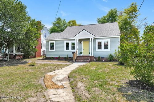238 Central Blvd, Wilmington, NC, 28401-6951 | Card Image