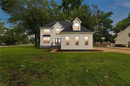 101 Piankatank Turn, Yorktown, VA, 23693-2734 | Card Image