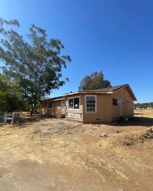 9799 Scenic Valley Rd, Valley Springs, CA, 95252-8688 | Card Image