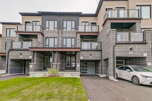 137 Tennant Cir, Vaughan, ON, L4H5L4 | Card Image