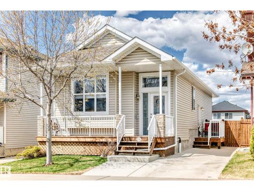 26 Vaughn Ave, Spruce Grove, AB, T7X4R9 | Card Image