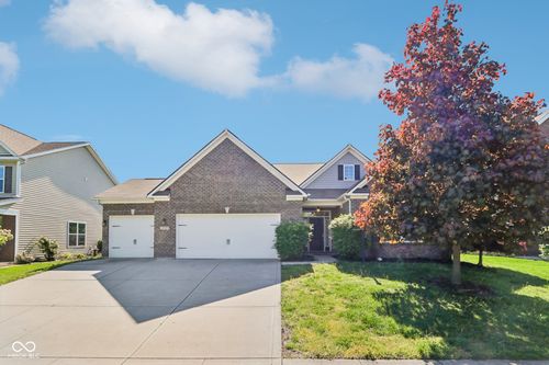 18760 Tillamook Run E, Noblesville, IN, 46062-4410 | Card Image