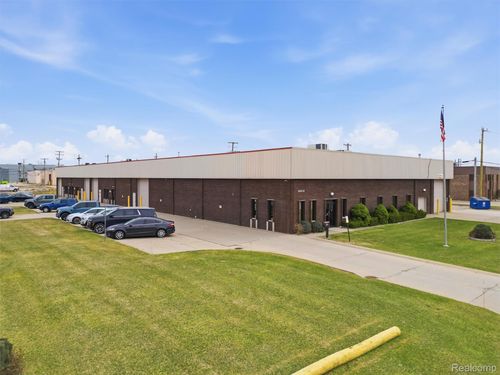 34272 Doreka, Fraser, MI, 48026-1659 | Card Image