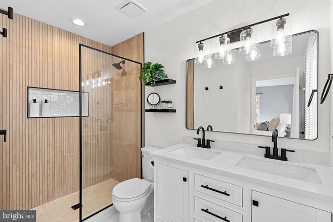 20755 Citation Dr, House other with 3 bedrooms, 4 bathrooms and null parking in ASHBURN VA | Image 26