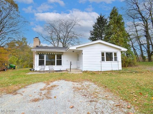 2430 River Rd, Willoughby Hills, OH, 44094-9687 | Card Image