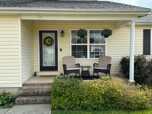 172 Pinewood Dr, Rock Spring, GA, 30739-2473 | Card Image