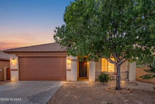 579 W Camino Sorpresa, Sahuarita, AZ, 85629-8279 | Card Image