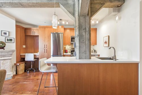 512-1216 Homer St, Vancouver, BC, V6B6K5 | Card Image