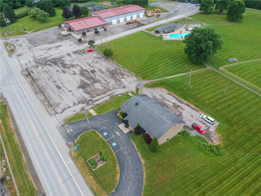 4512 State St, Edinburg, PA 16116