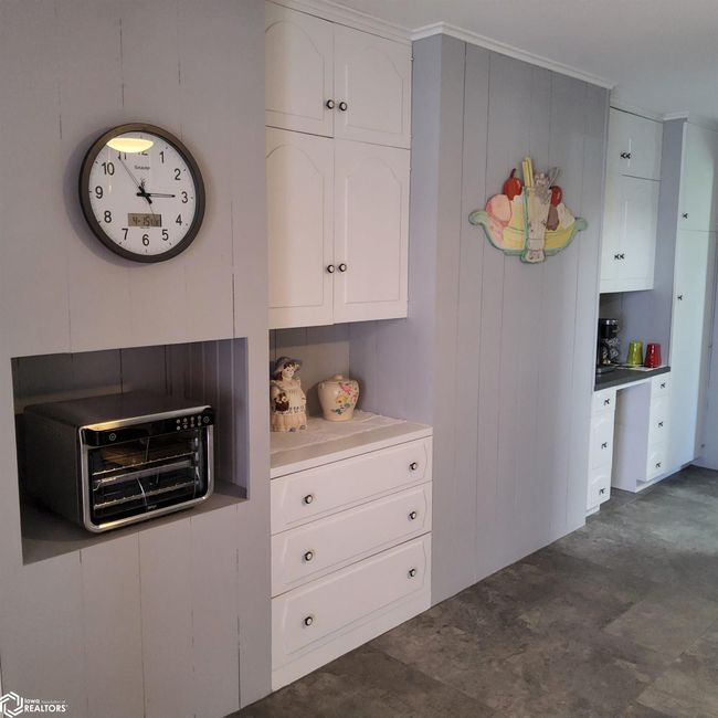 213 E Baker St, Home with 4 bedrooms, 2 bathrooms and 2 parking in Avoca IA | Image 16