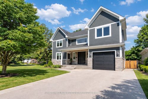 2163 Deyncourt Dr, Burlington, ON, L7R1W2 | Card Image