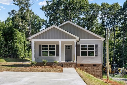 205 Poplin St, Norwood, NC, 28128-6429 | Card Image