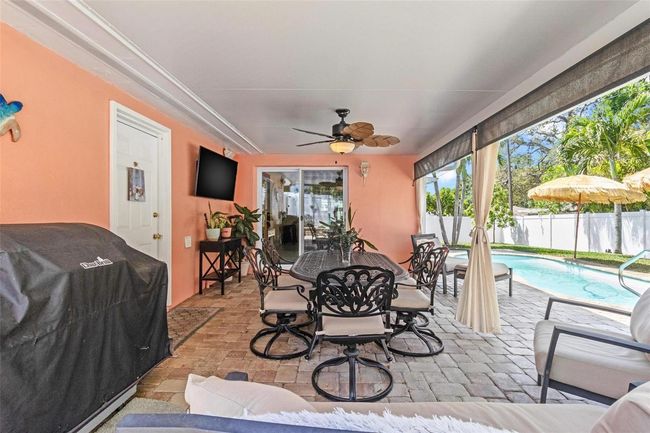 10448 Hetrick Cir W, House other with 3 bedrooms, 2 bathrooms and null parking in Largo FL | Image 28