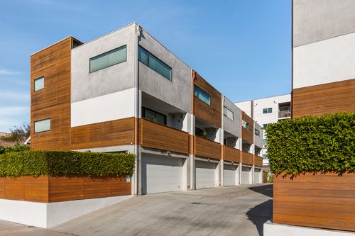 860 1/2 S Wilton Pl, Los Angeles, CA, 90005-3524 | Card Image