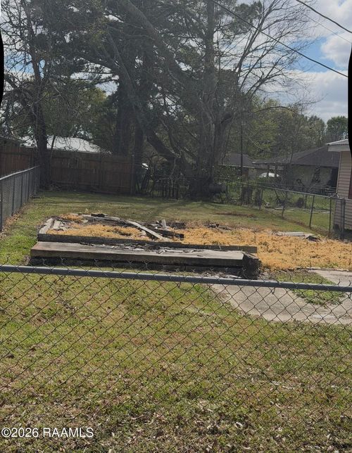 739 Saint Ann Street, St. Martinville, LA, 70582 | Card Image