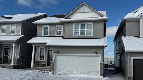302 Haliburton Hts, Stittsville, ON, K2V0N3 | Card Image