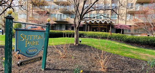 un515-1400 East Ave, Rochester, NY, 14610-1611 | Card Image