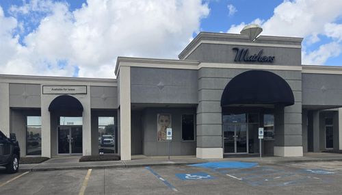 3312 Highway 365, Nederland, TX, 77627-7832 | Card Image