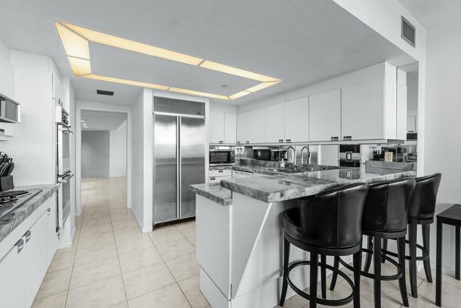 252 - 100 Lakeshore Drive, Condo with 3 bedrooms, 4 bathrooms and null parking in North Palm Beach FL | Image 17