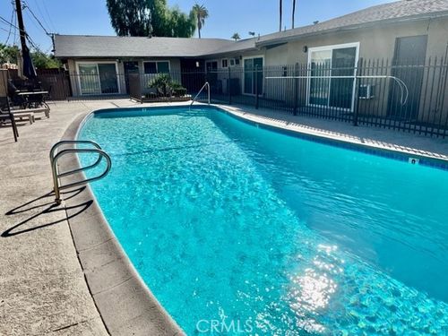 apt-10-686 E Cottonwood Rd, Palm Springs, CA, 92262-4616 | Card Image