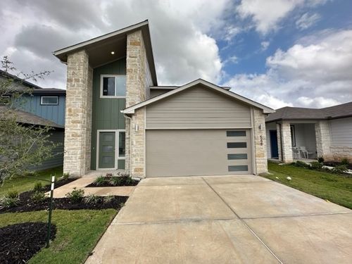 548 Wilshire Rd, San Marcos, TX, 78666-5639 | Card Image