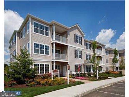 525 Timberlake Dr, Ewing, NJ, 08618-1479 | Card Image