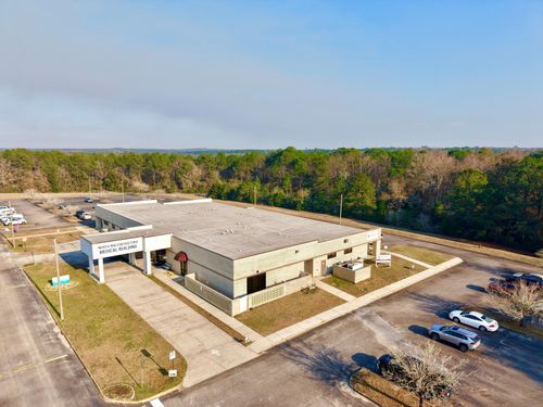 4415 U.S. 331, Defuniak Springs, FL, 32435 | Card Image